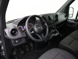 Mercedes-Benz Sprinter L2H1 | 2xSchuifdeur | Trekhaak 2000Kg | 173.070 km | 2021 | 136 pk