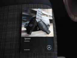 Mercedes-Benz Sprinter 316CDI Dubbele Cabine Open Laadbak | 3500Kg Trekhaak | 205.678 km | 2017 | 163 pk