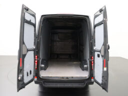 Volkswagen Crafter 2.0TDI 140PK L3H3 Highline | 157.230 km | 2020 | 140 pk