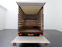 Peugeot Boxer 2.0BlueHDI 130PK Bakwagen+Laadklep | 78.778 km | 2018 | 131 pk