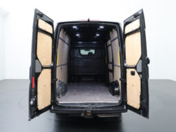 Volkswagen Crafter 2.0TDI 140PK L3H3 | 3000Kg Trekhaak | 173.189 km | 2019 | 140 pk