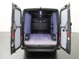 Volkswagen Crafter 2.0TDI 140PK L3H2 Highline | 156.914 km | 2020 | 140 pk