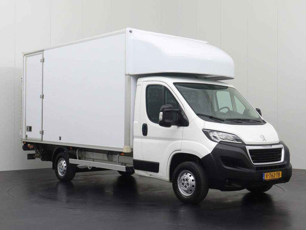 Peugeot Boxer 2.0BlueHDI 130PK Bakwagen+Laadklep | 74.680 km | 2018 | 131 pk