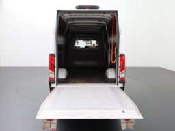 Iveco Daily 35S14 L2H2 Hi-Matic Automaat | Laadklep | Laadlift | 182.179 km | 2022 | 137 pk