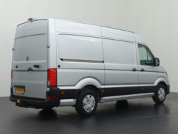 Volkswagen Crafter 2.0TDI 140PK L3H3 | Oprijplaat | Trekhaak 3000Kg | 163.238 km | 2019 | 140 pk